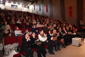 25 Kasım'a Özel Söyleşi Düzenlendi
